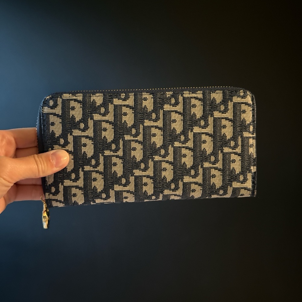 christian dior wallet